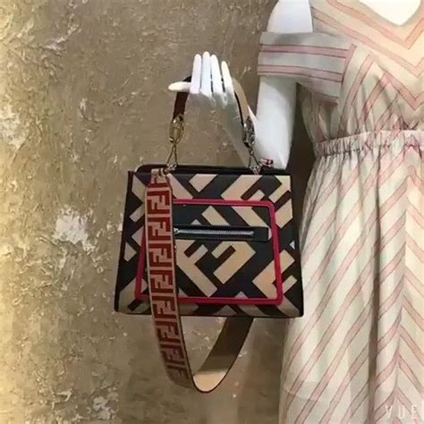 fendi fa i saldi|Fendi italia.